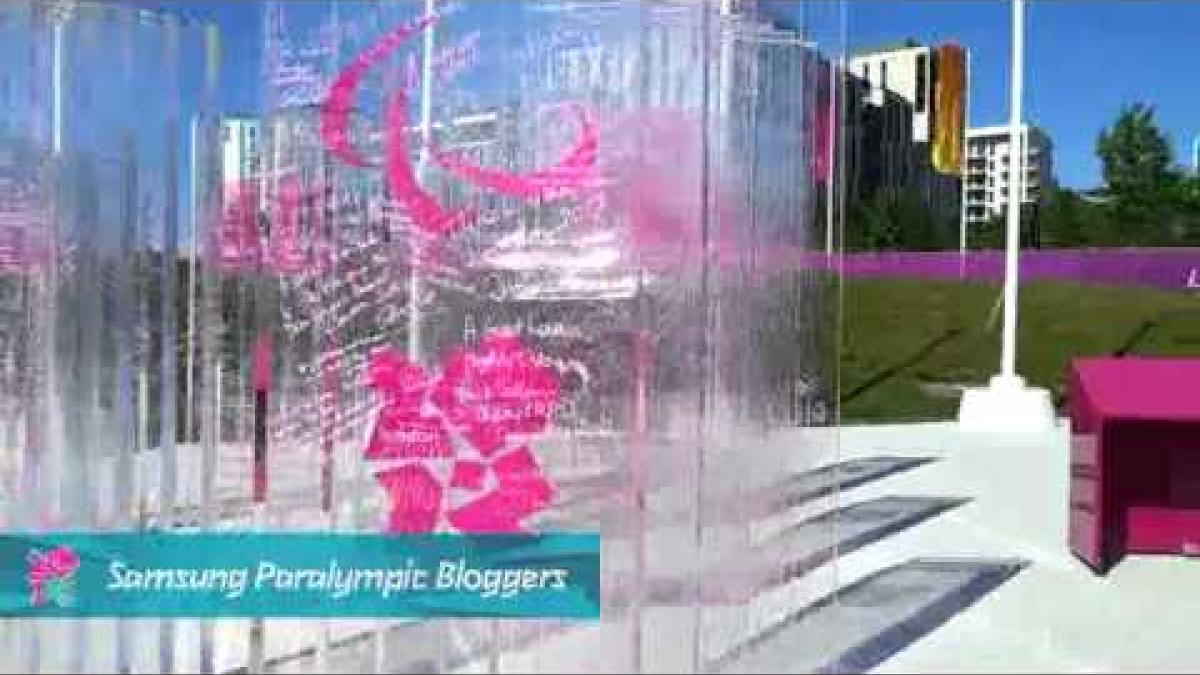 Samsung Blogger - Paralympic wall, athletes village, Paralympics 2012