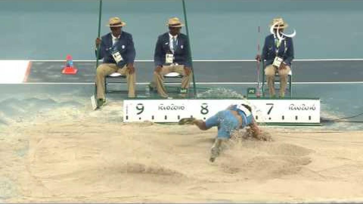 Athletics | Men&#039;s Long Jump - T44 Final | Rio 2016 Paralympic Games