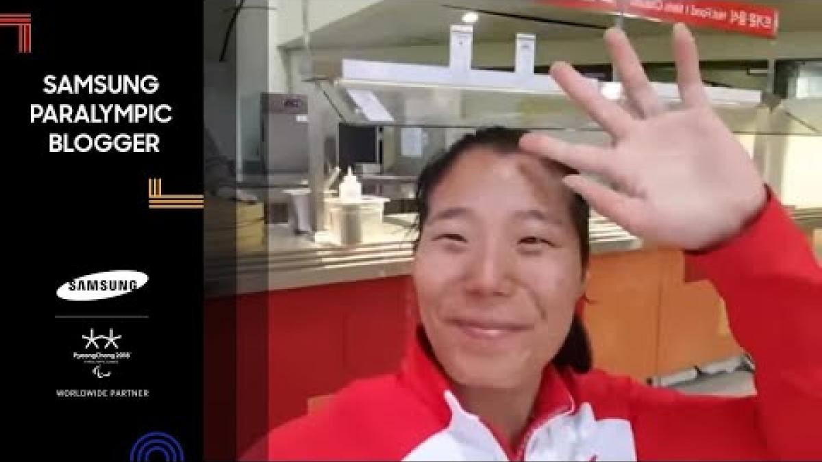 Yawei Jin | 在餐厅打饭，热情的人们 |  | Samsung Paralympic Blogger | PyeongChang 2018 Paralympic Winter Games