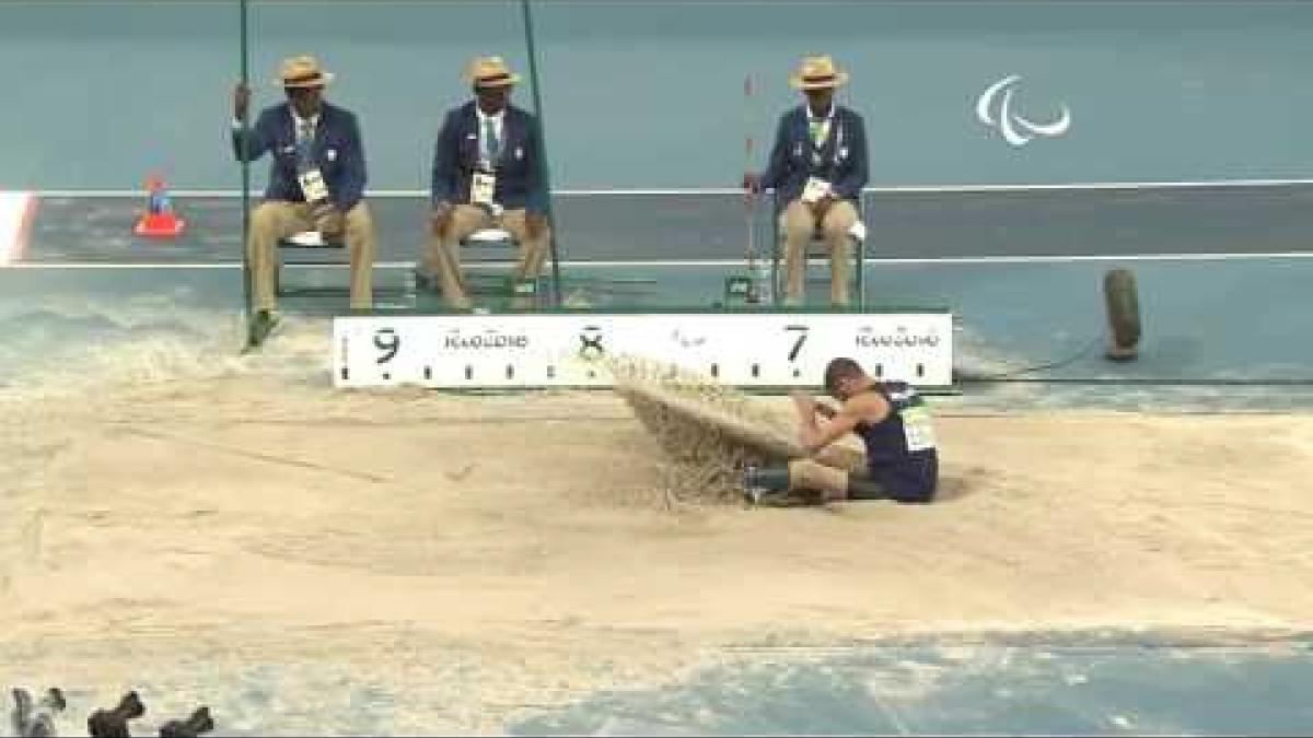 Athletics | Men's Long Jump - T44 Final | Rio 2016 Paralympic Games