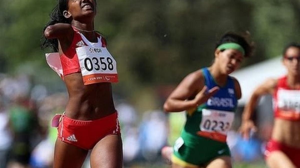 Athletics - women's 100m T46 final - 2013 IPC Athletics World Championships, Lyon