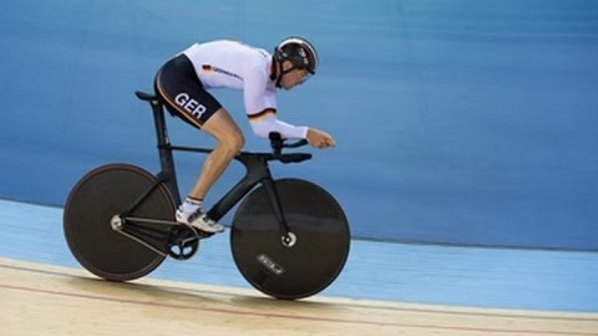 Sport A-Z: Track Cycling