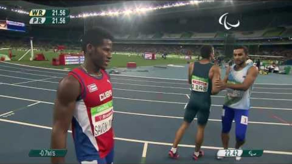 Athletics | Men's 200m - T12 Round 1 heat 1 | Rio 2016 Paralympic Games