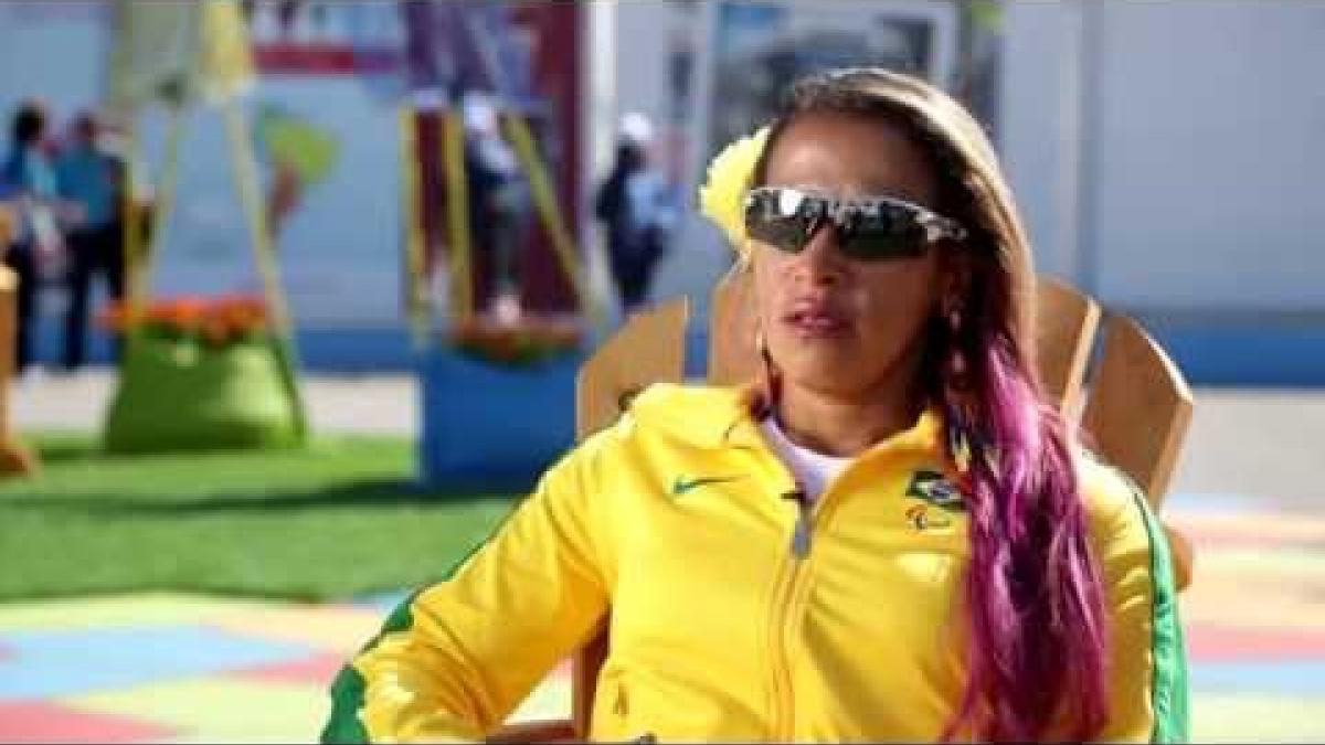 My Incredible Story in 1 minute by Terezinha Guilhermina  [Portuguese]