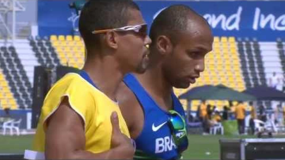 Men's 200m T11 | semi-final 2 |  2015 IPC Athletics World Championships Doha