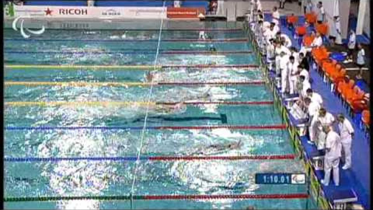 Natalie Du Toit winning the gold medal in the Women's 200m Individual Medley SM9 event
