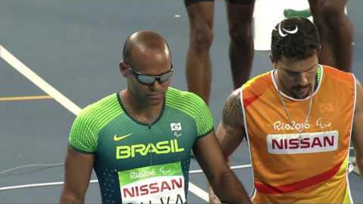 Athletics | Men&#039;s 200m - T11 Round 1 Heat 1 | Rio 2016 Paralympic Games